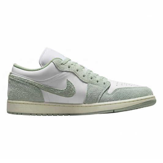 Air Jordan Men's Retro 1 Low Se Sneakers