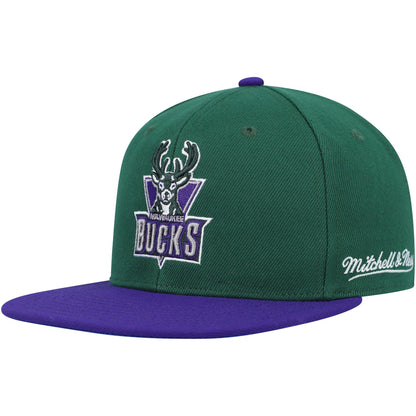 Mitchell & Ness Men's NBA Milwaukee Bucks Coast 2 Coast Fitted Fitted Caps
