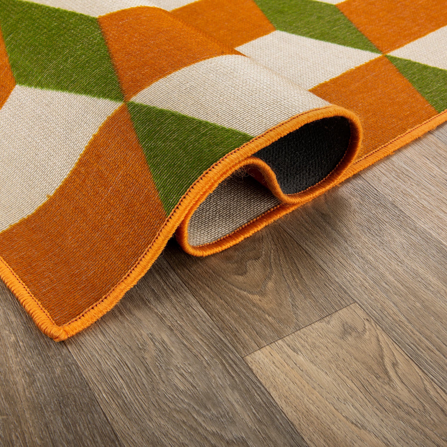 ORANGE-