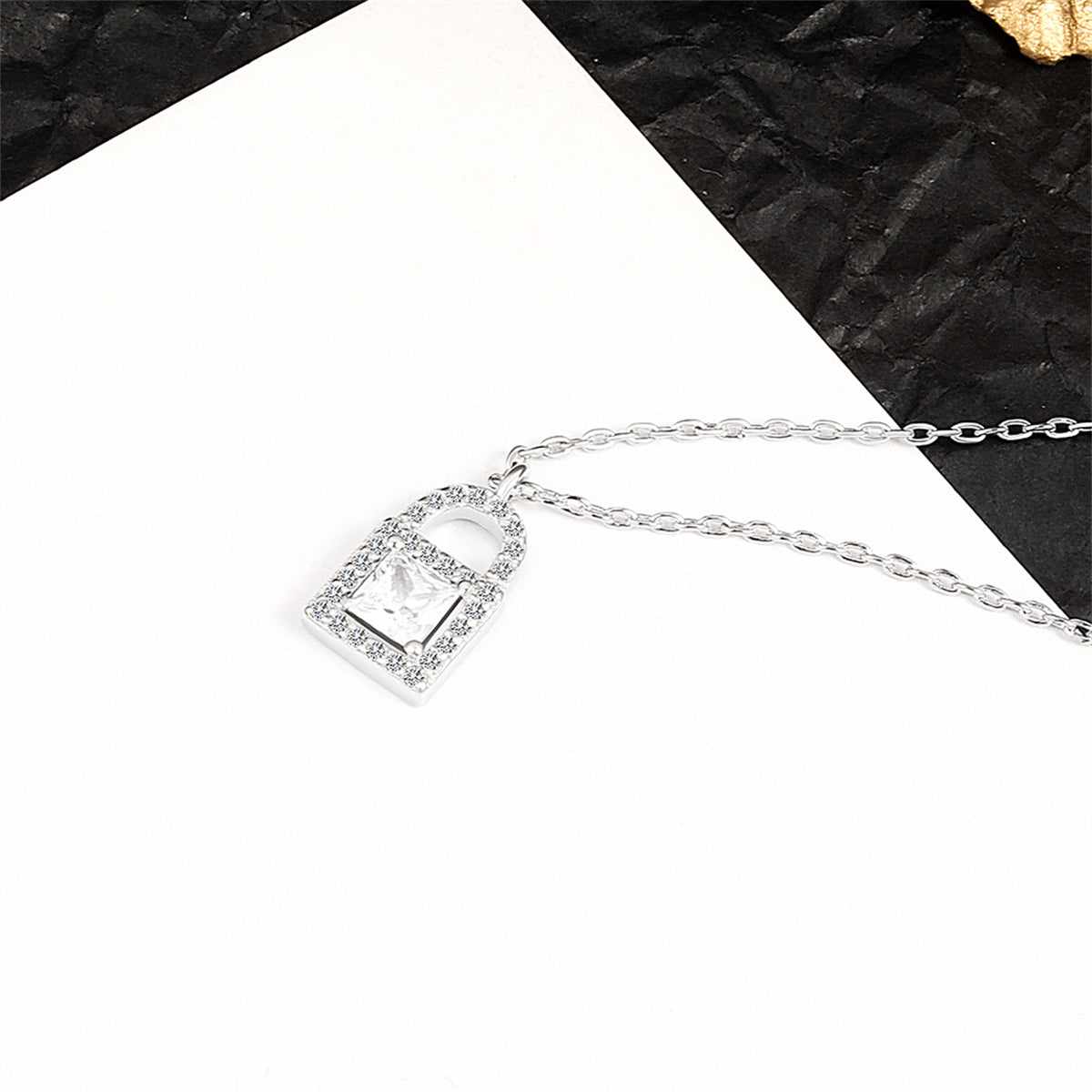 Metallic-