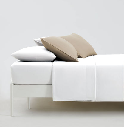 Taupe-