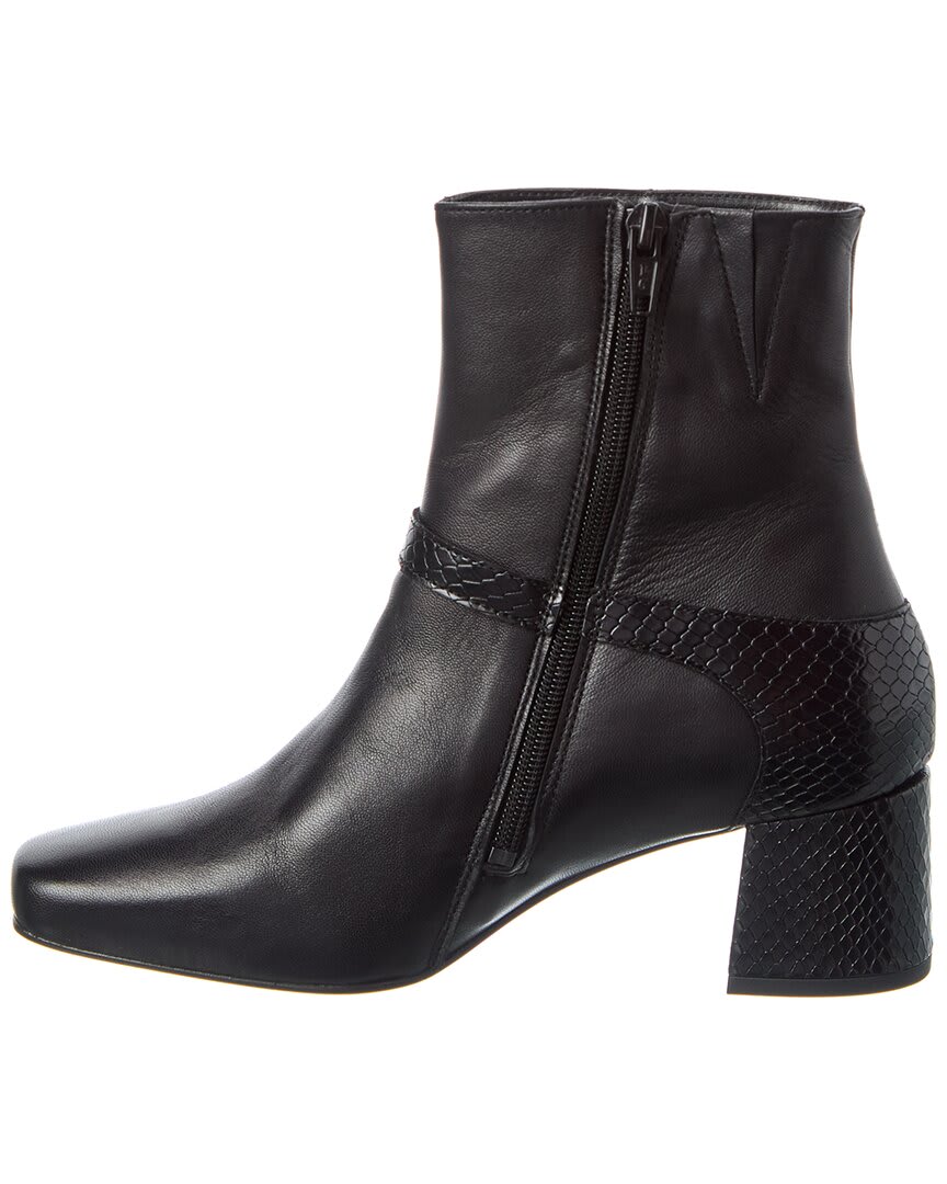 BLACK LEATHER-