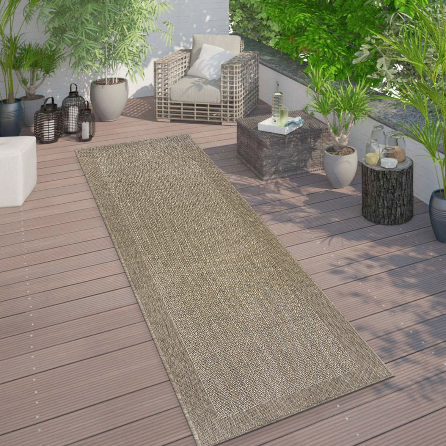 BEIGE-