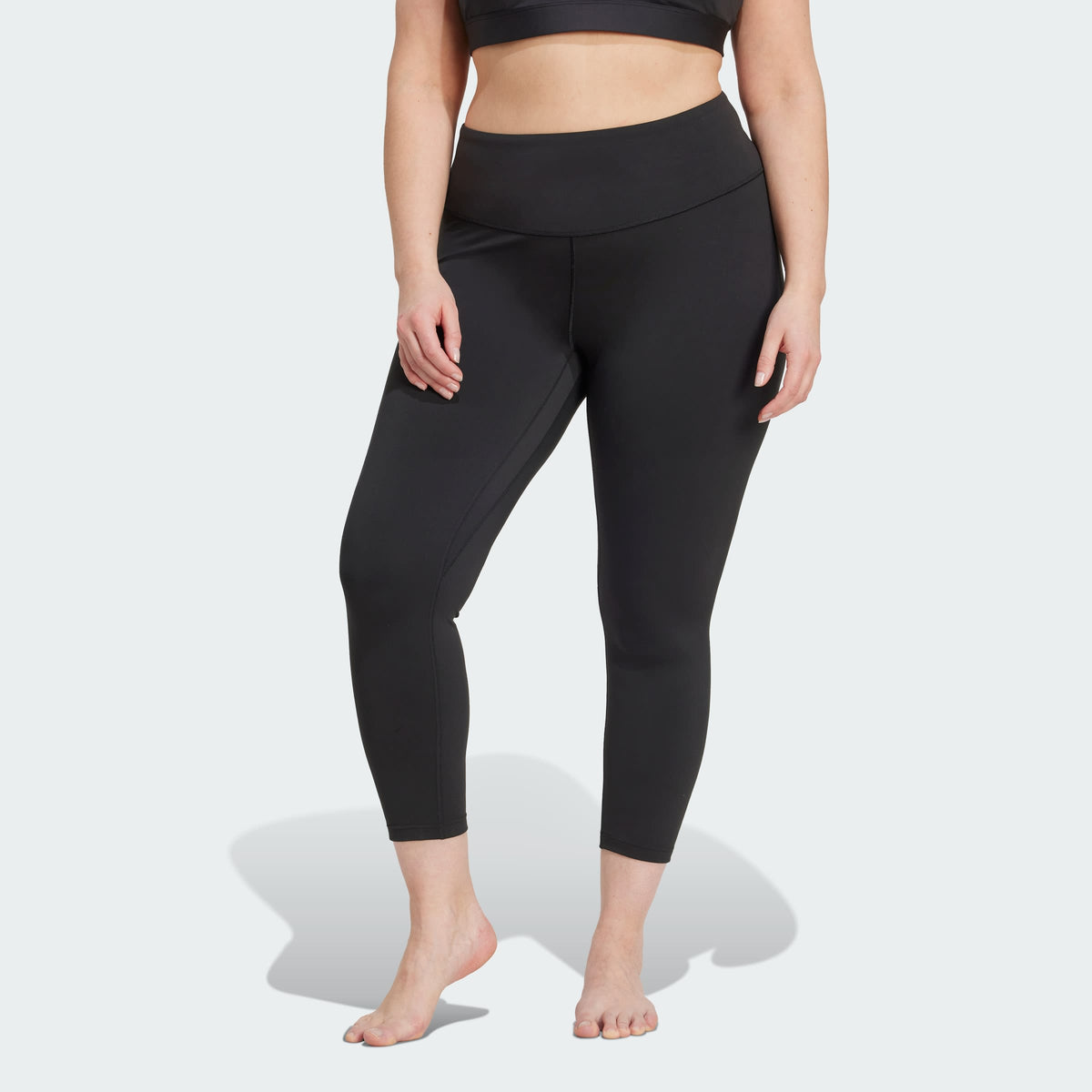 Black / Black-
