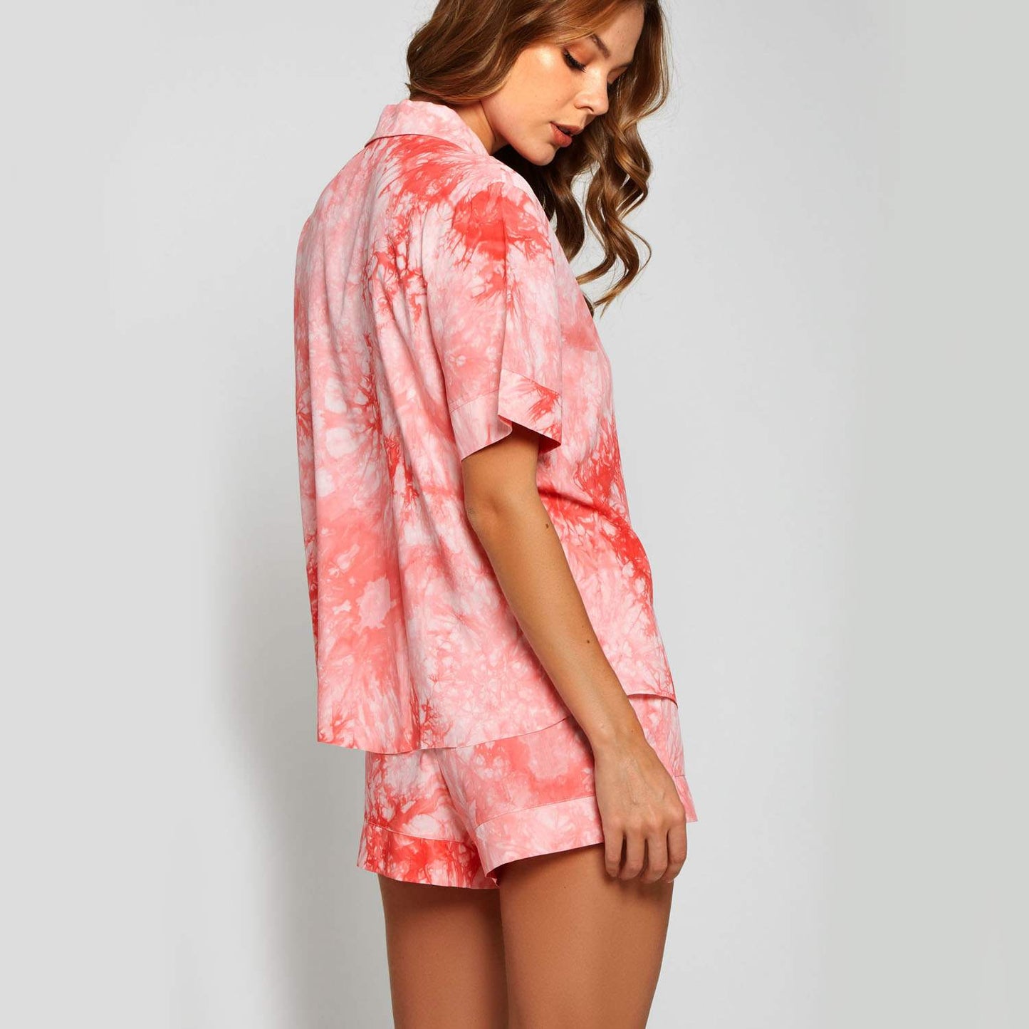Pink-