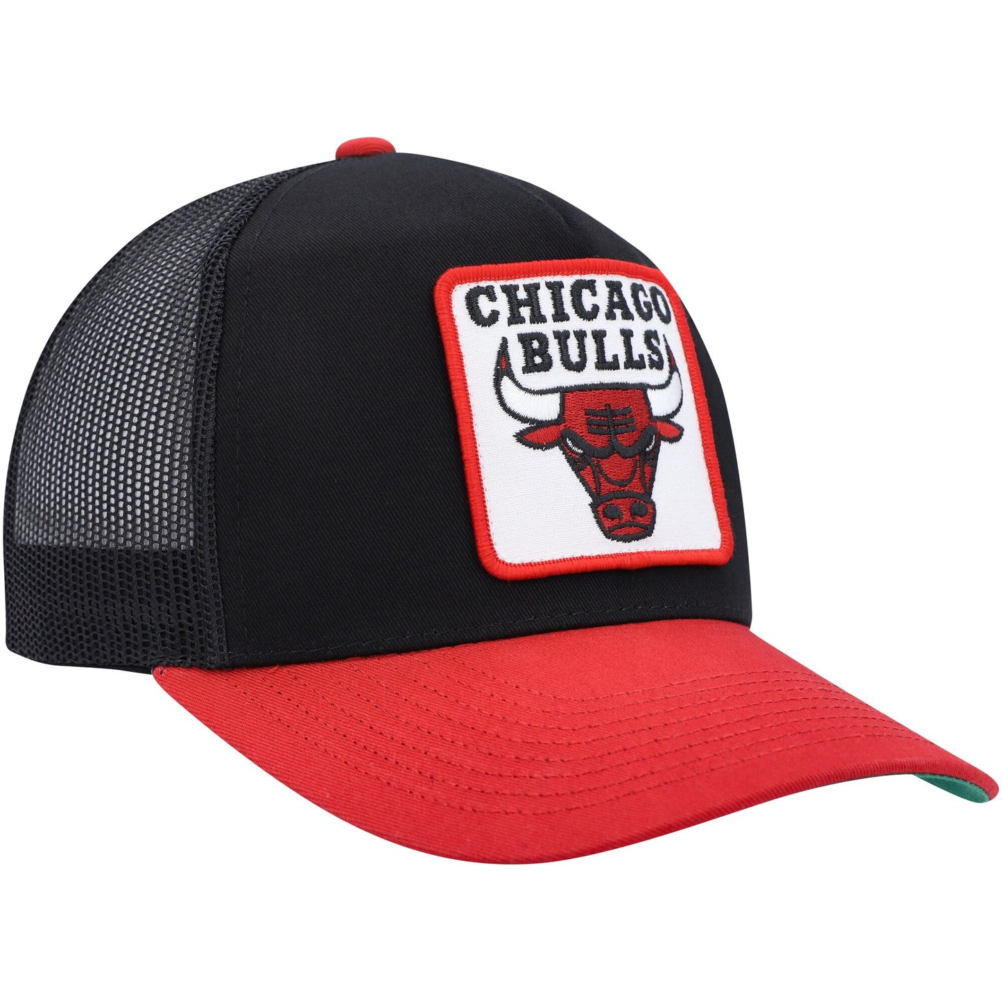 Men's Mitchell & Ness NBA Truck It Trucker Bulls
