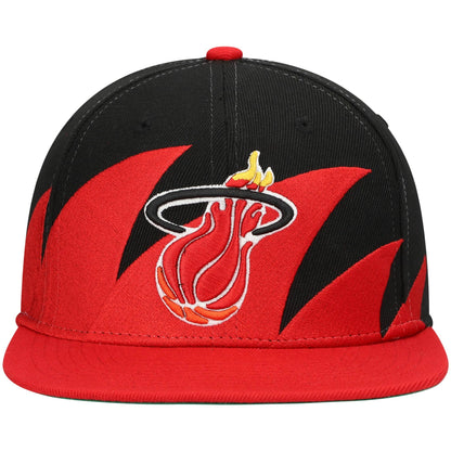 Mitchell & Ness Men's NBA Sharktooth Snapback Hwc Heat Snapback Caps