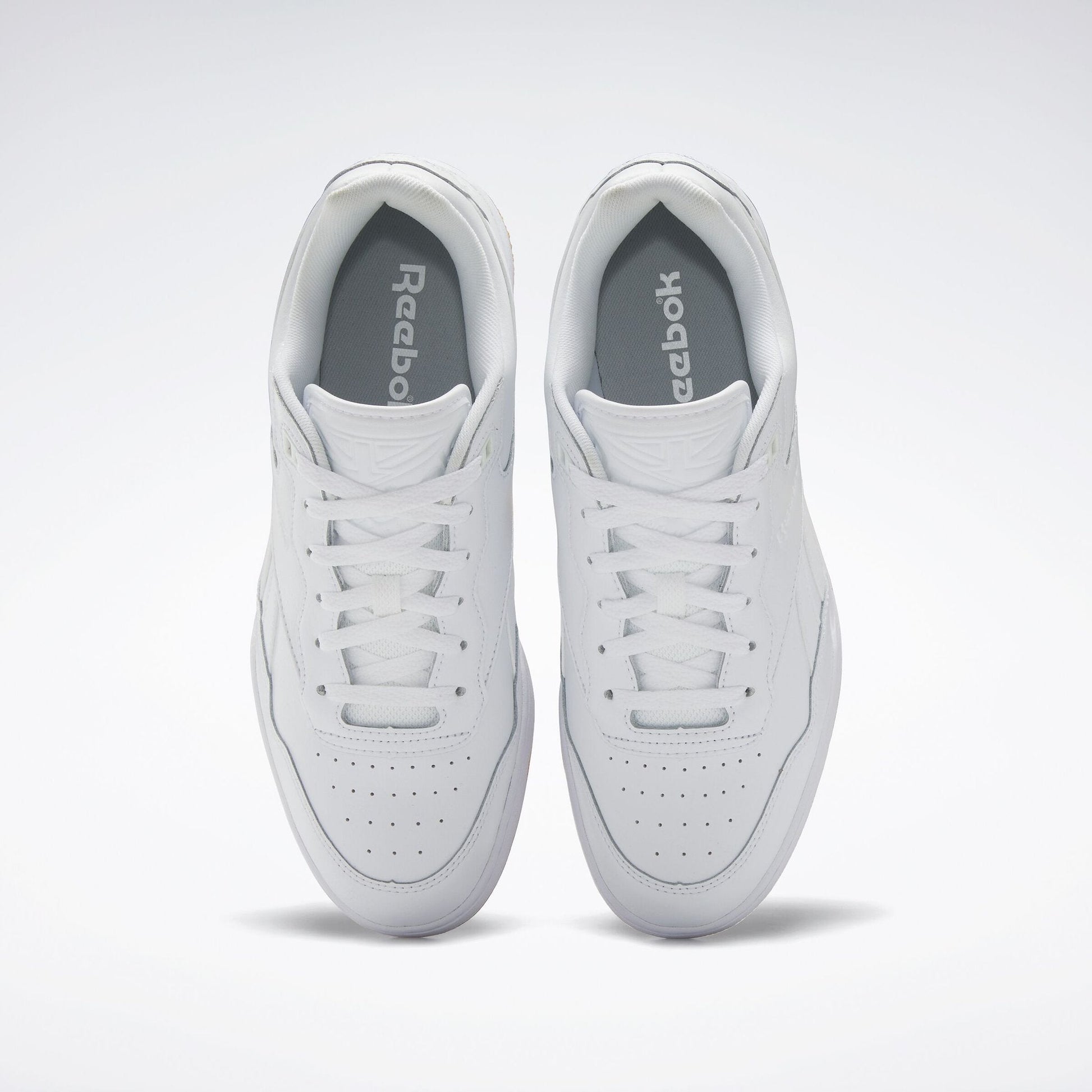 Ftwwht/Rbkg02/Pugry3-