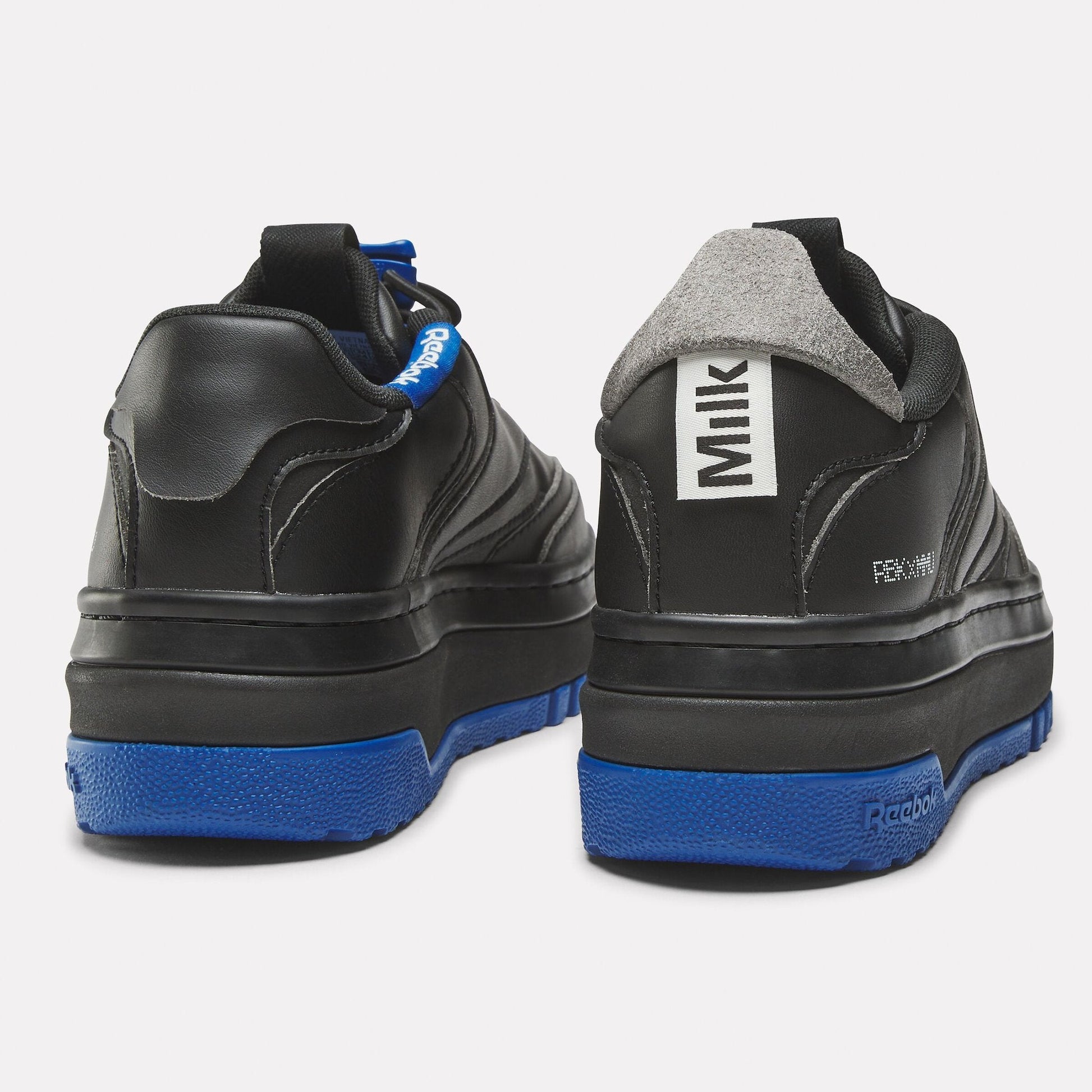 Cblack/Vecblu/Ftwwht-