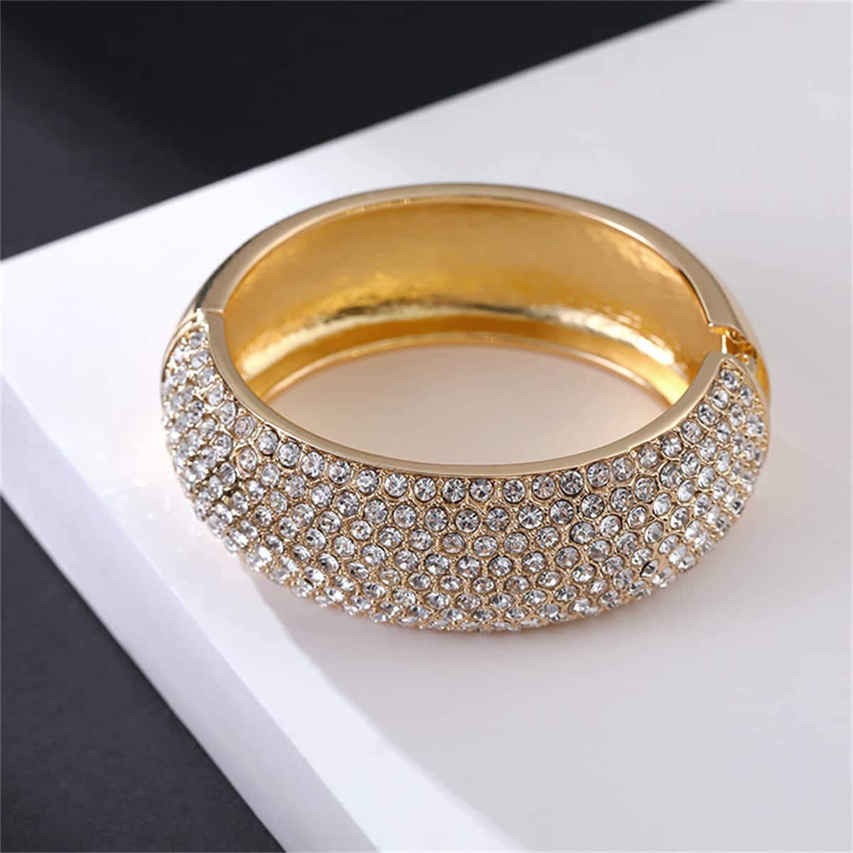 Metallic-