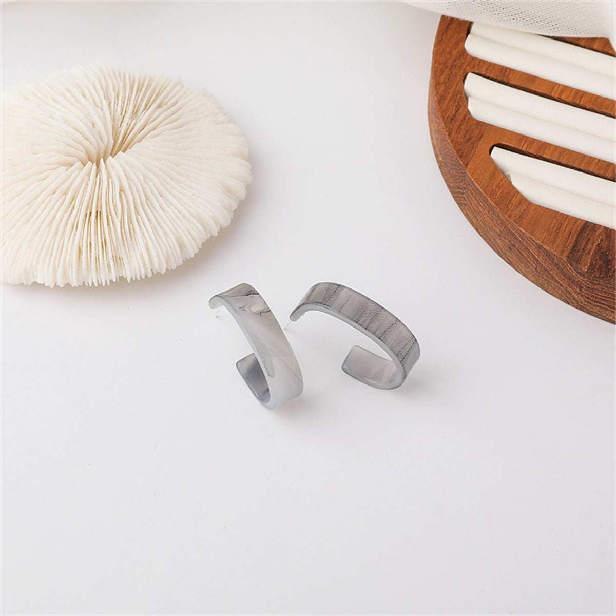 Metallic-