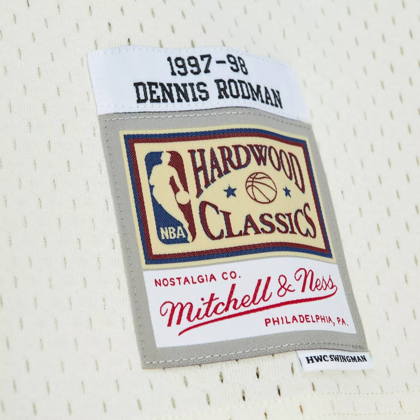 Mitchell & Ness Men's Cream Team Color Swingman Jersey Bulls 1997 Dennis Rodman Jerseys
