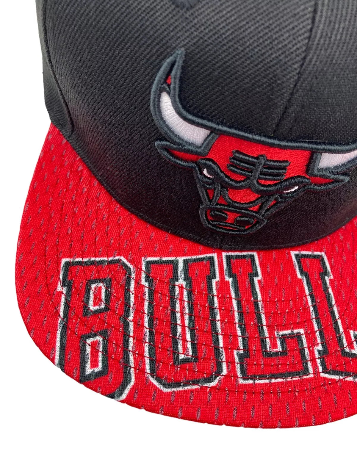 Men's Mitchell & Ness NBA Snapshot Snapback Bulls - Black-Red