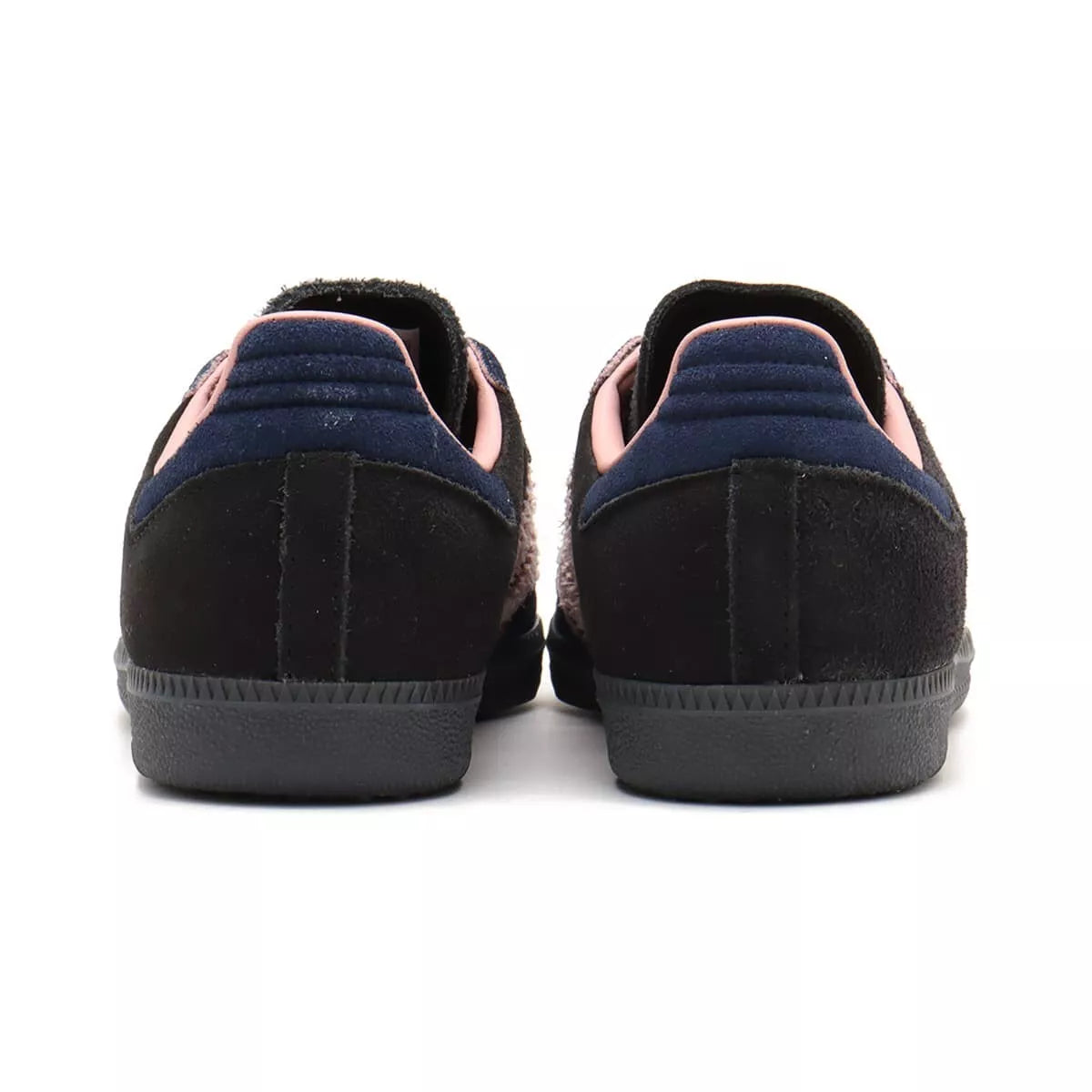 Cblack/Wonmau/Nindig-