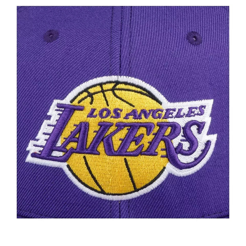 Mitchell & Ness Men's NBA Core Basic Snapback Lakers Snapback Caps