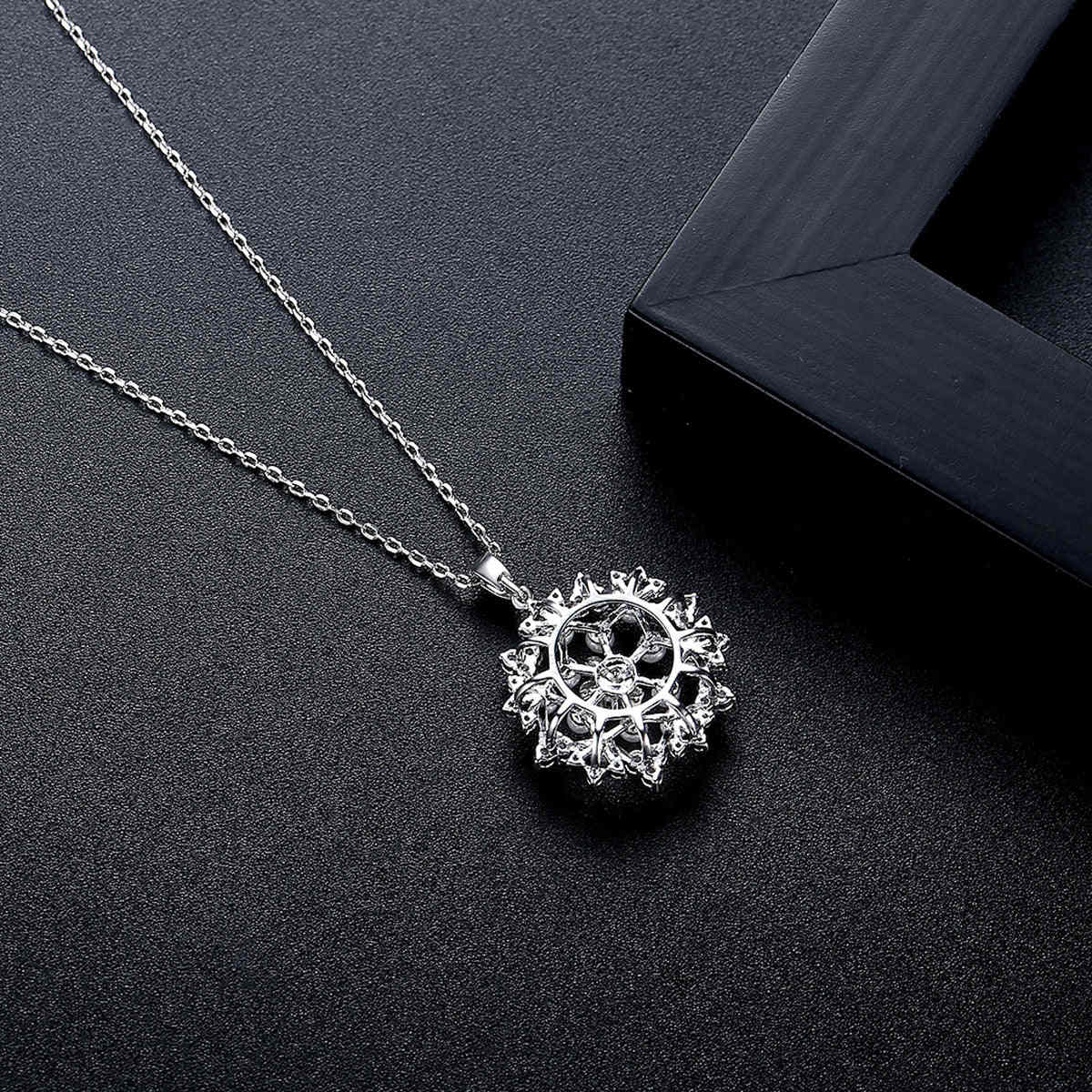 Metallic-