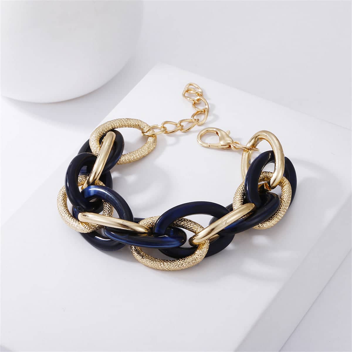 Metallic-
