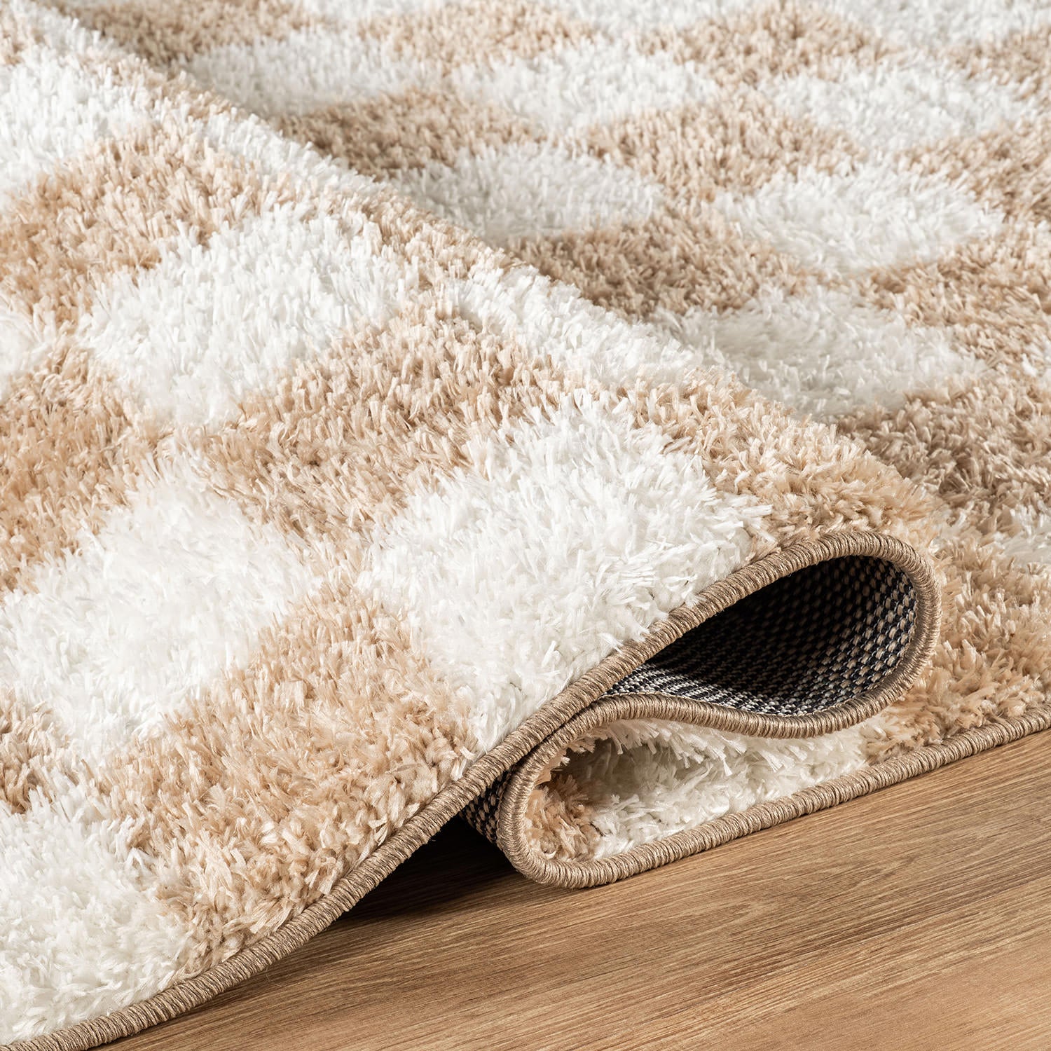 BEIGE-