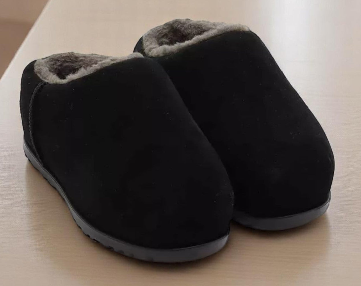 UGG Women's Pumped Slide Slippers