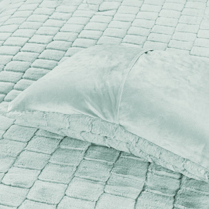 Elegant Comfort Fluffy 3-Piece Faux Rabbit Fur Comforter Set