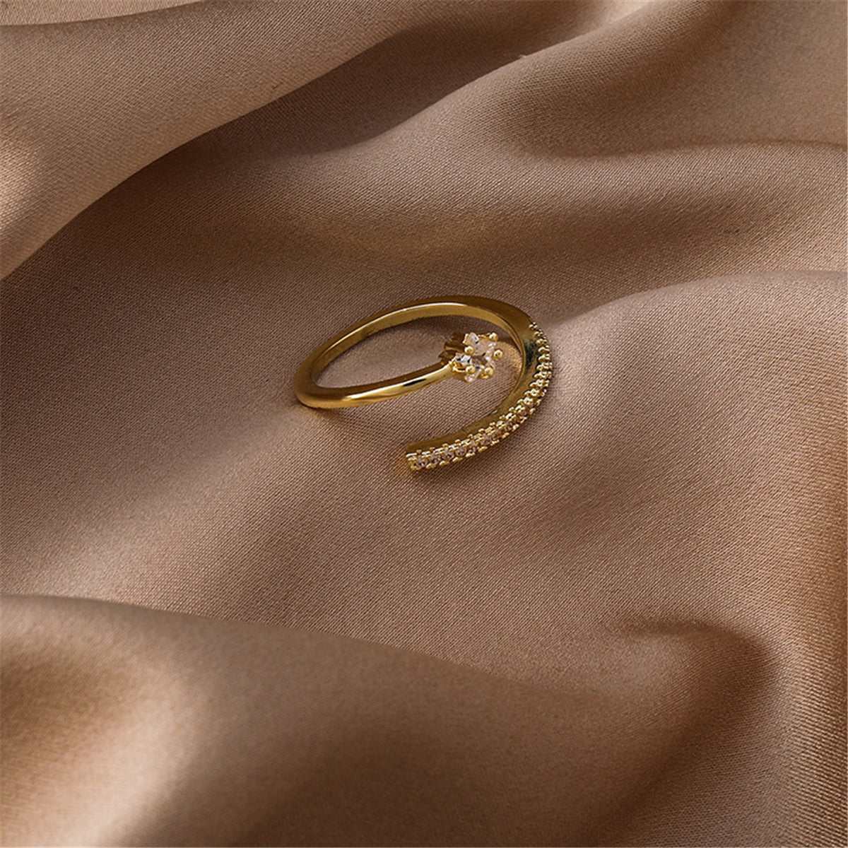 Cubic Zirconia & Goldtone Star Ring