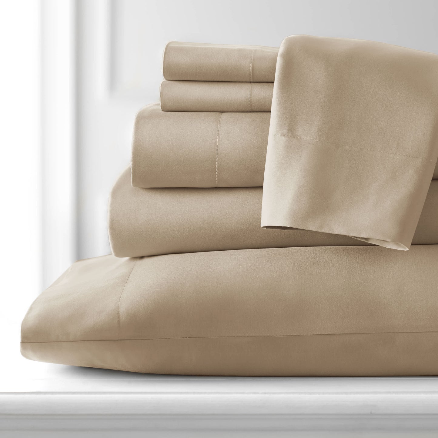 Taupe-