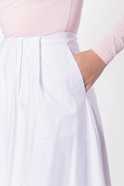 Serin Skirt (White)