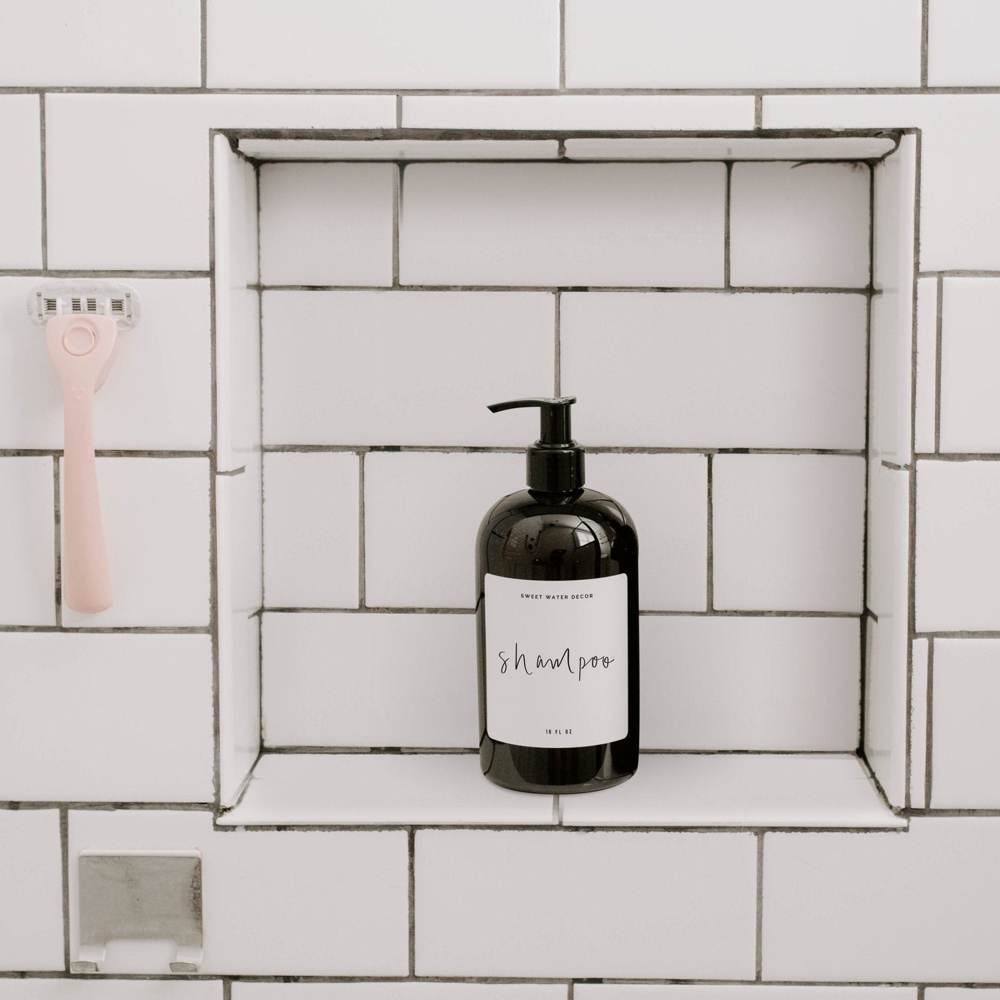 16oz Amber Plastic Shampoo Dispenser - White Label