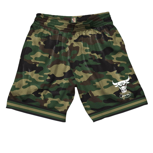Mitchell & Ness Men's NBA Camo Mesh Shorts Chicago Bulls
