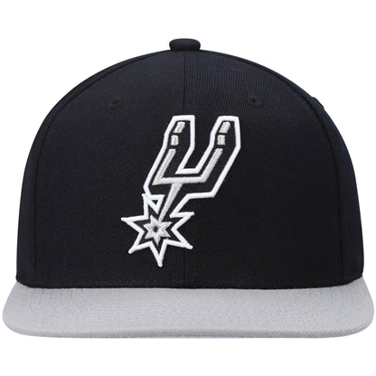 Mitchell & Ness Men's NBA San Antonio Spurs Team 2 Tone 2.0 Snapback