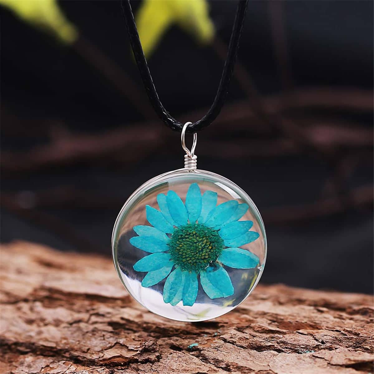 Lake Blue Daisy Pendant Necklace