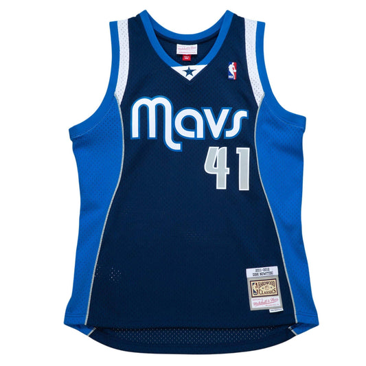 Mitchell & Ness Men's NBA Swingman Jersey- Dallas Mavericks 2011 Dirk Nowitzki