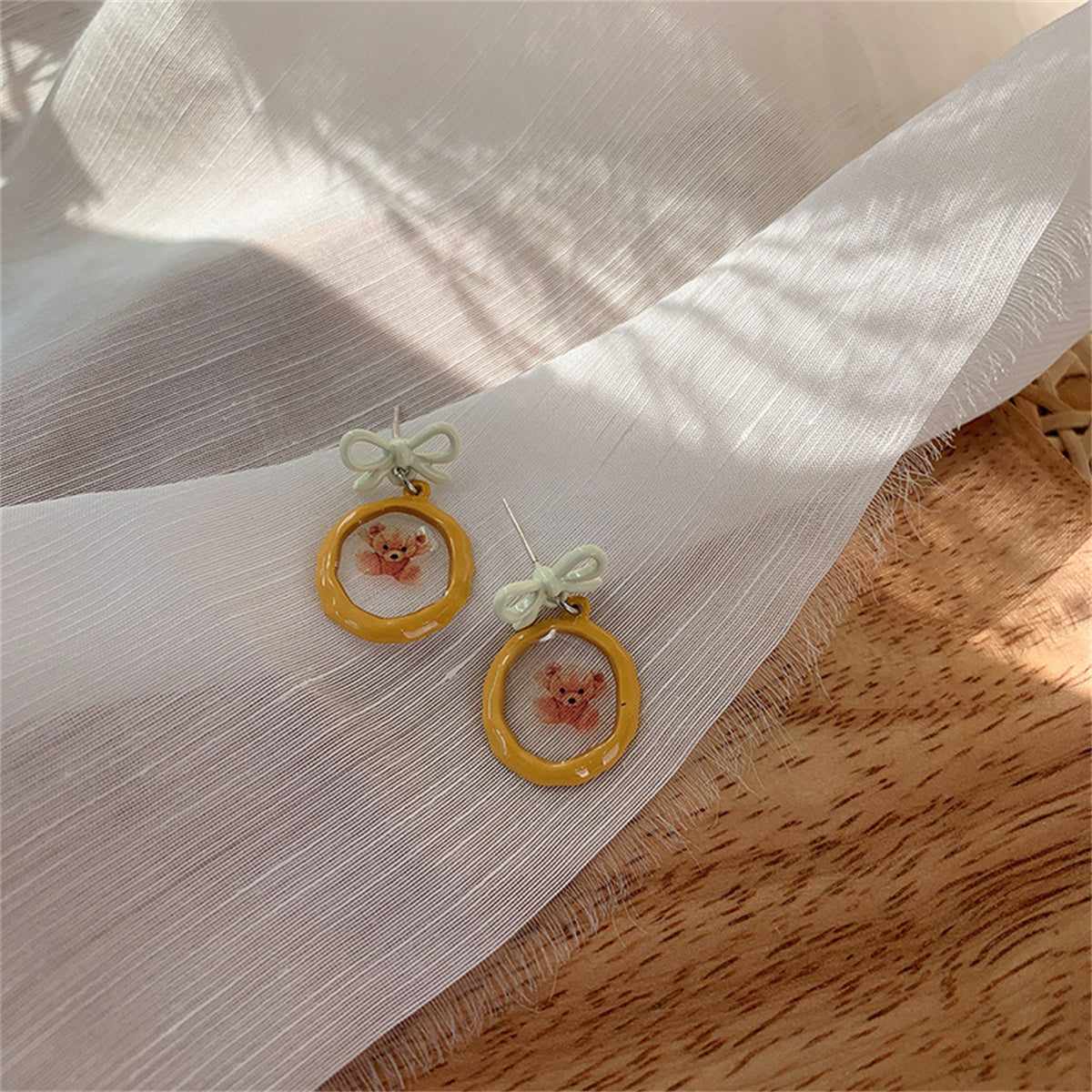 Orange-