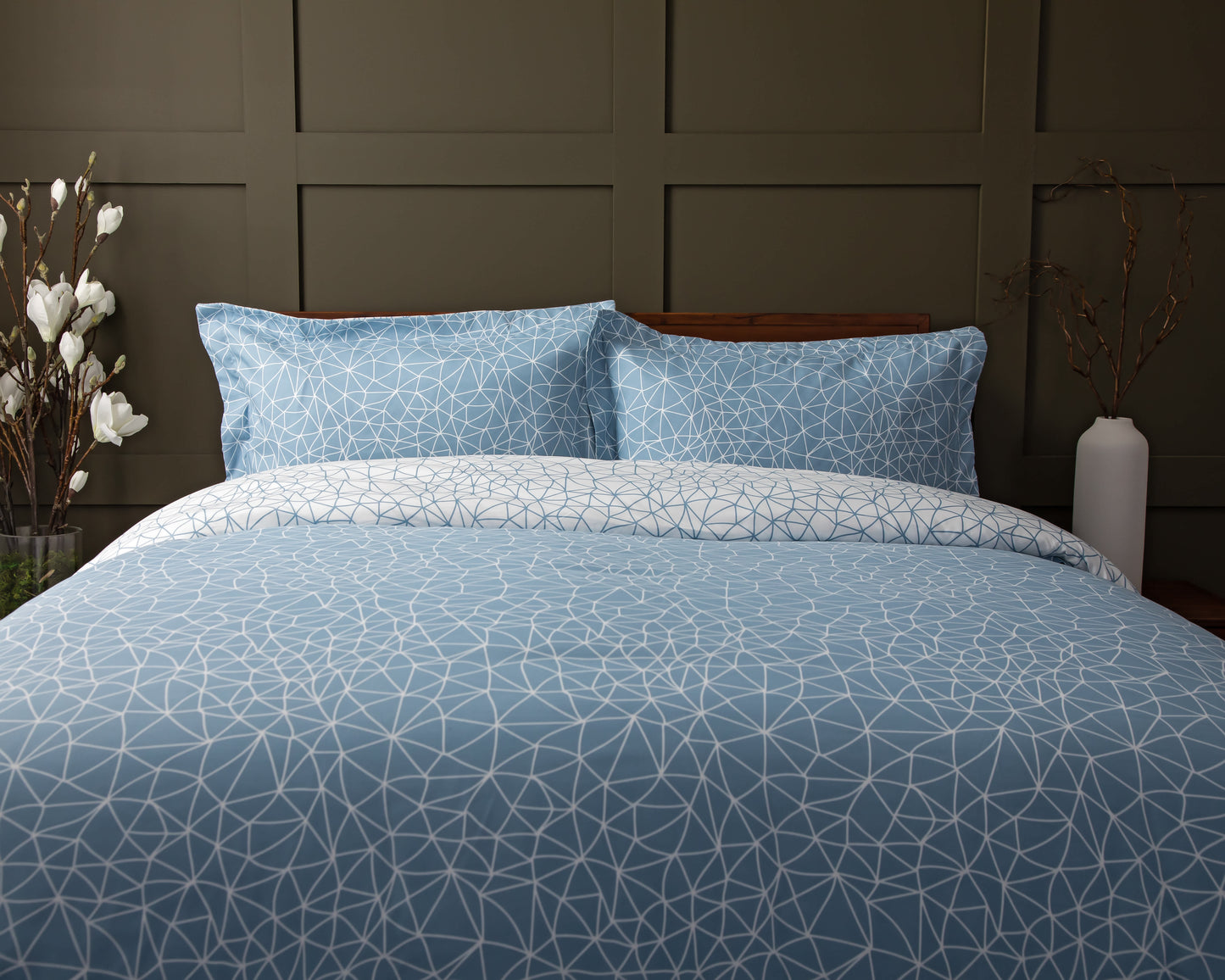 Geometric Maze Blue-