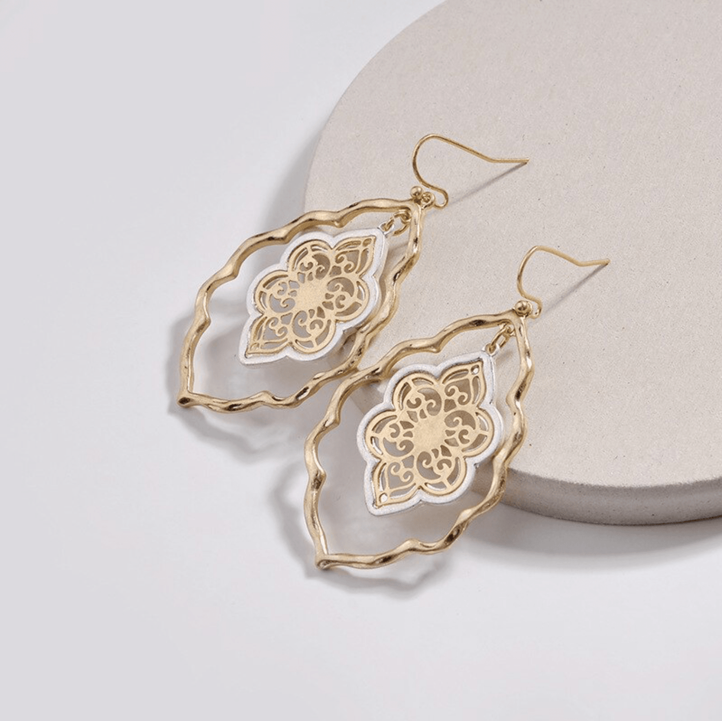 Silver / Gold-