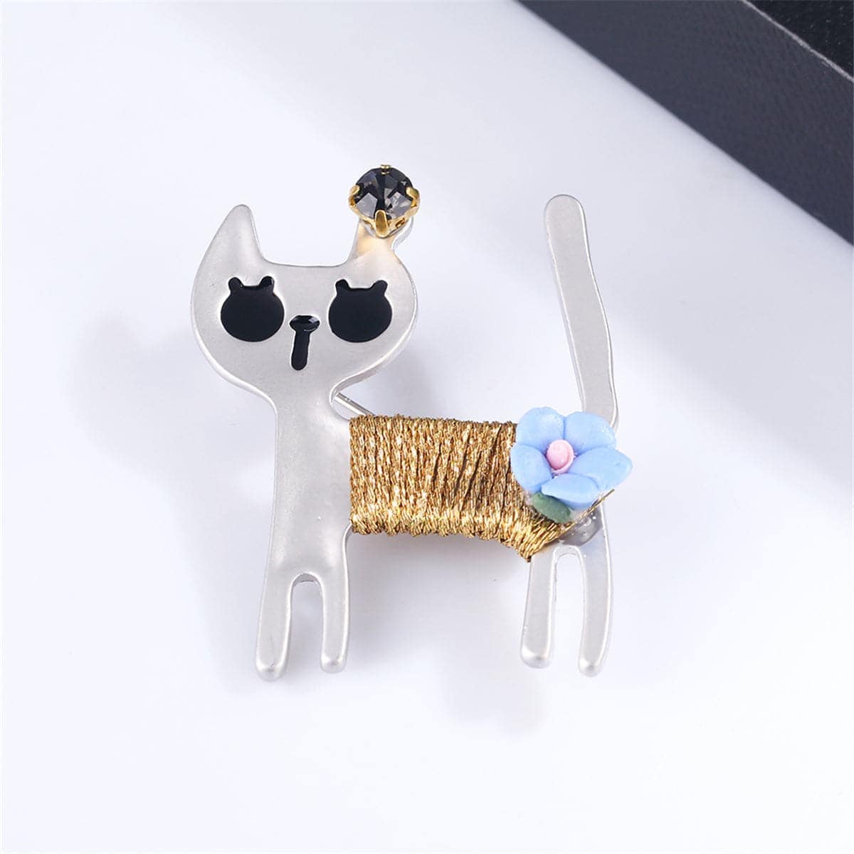 Cubic Zirconia & Silvertone Cat Brooch