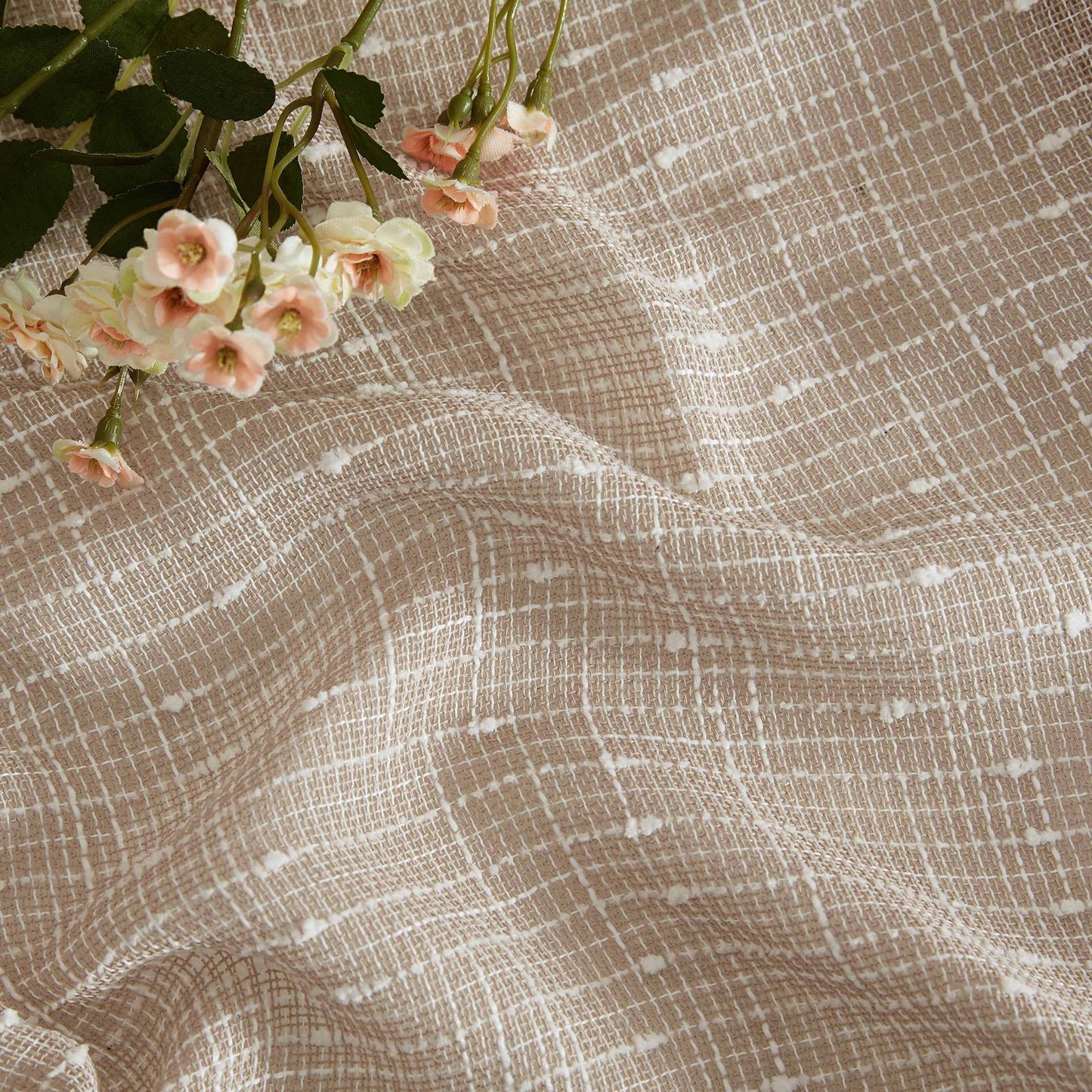 Taupe-