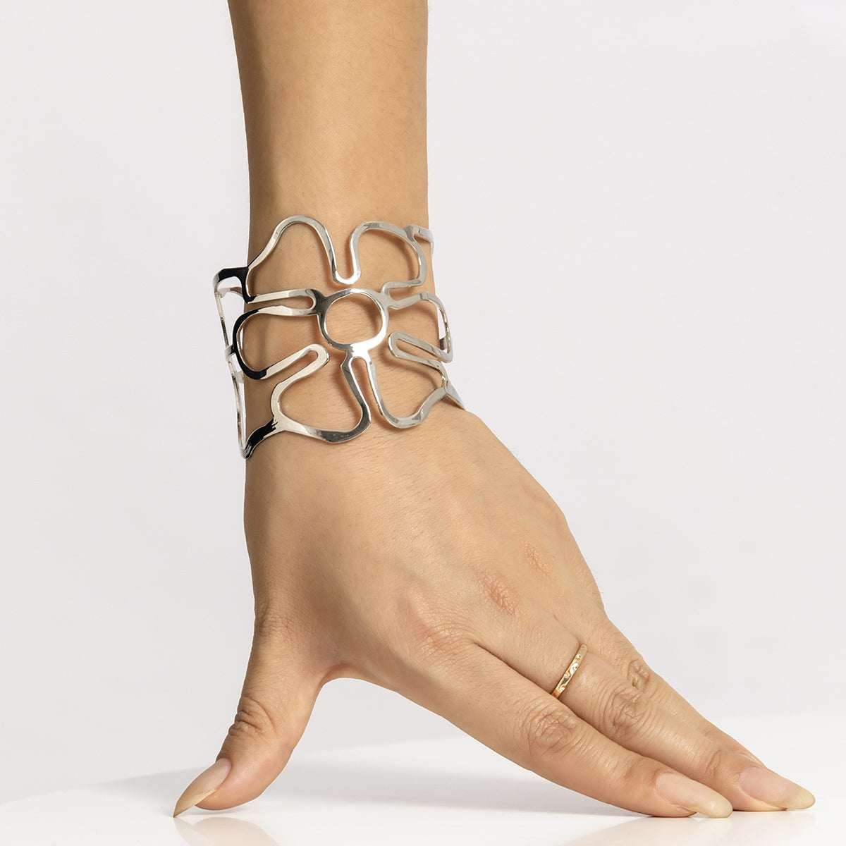 Metallic-