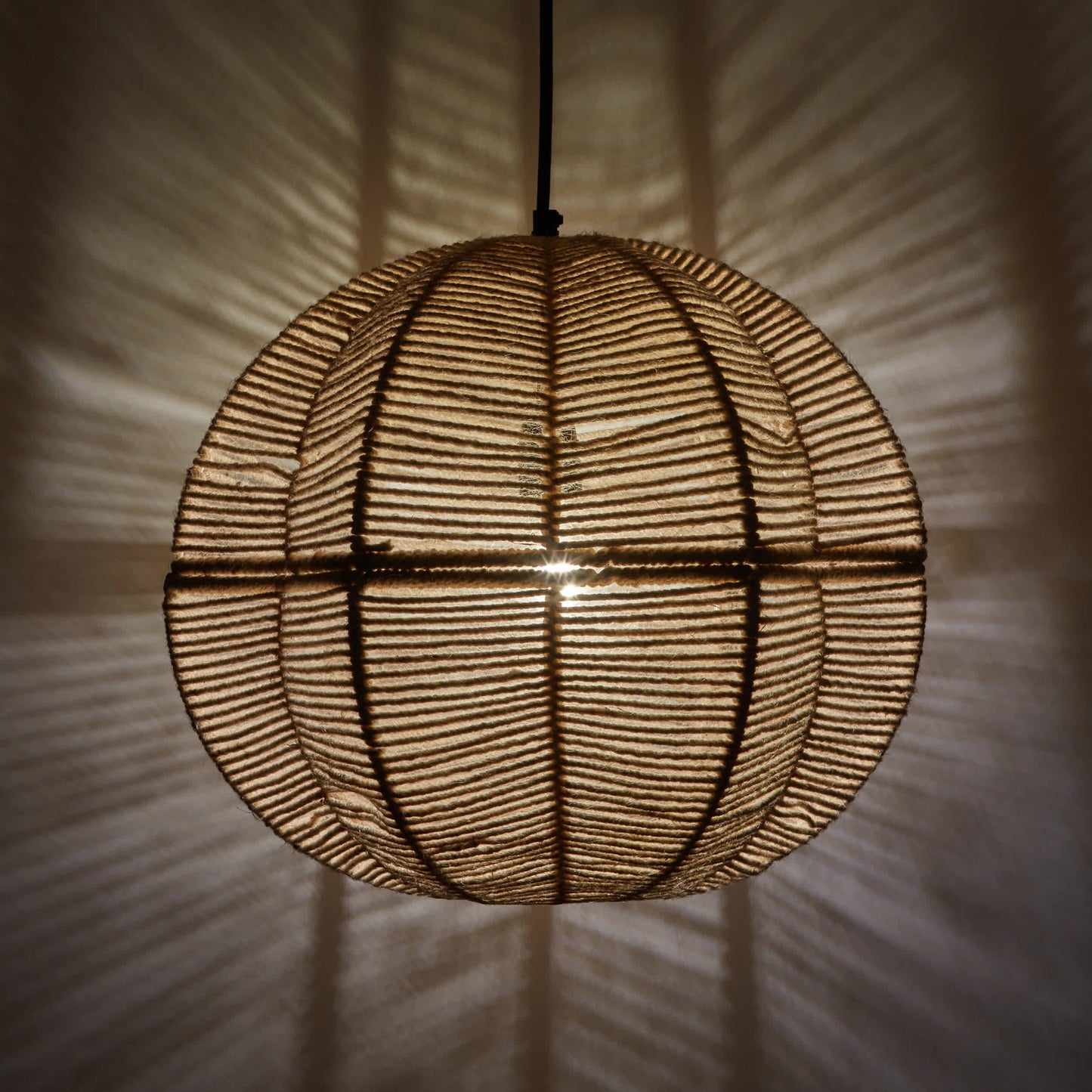 Ivory/Black-