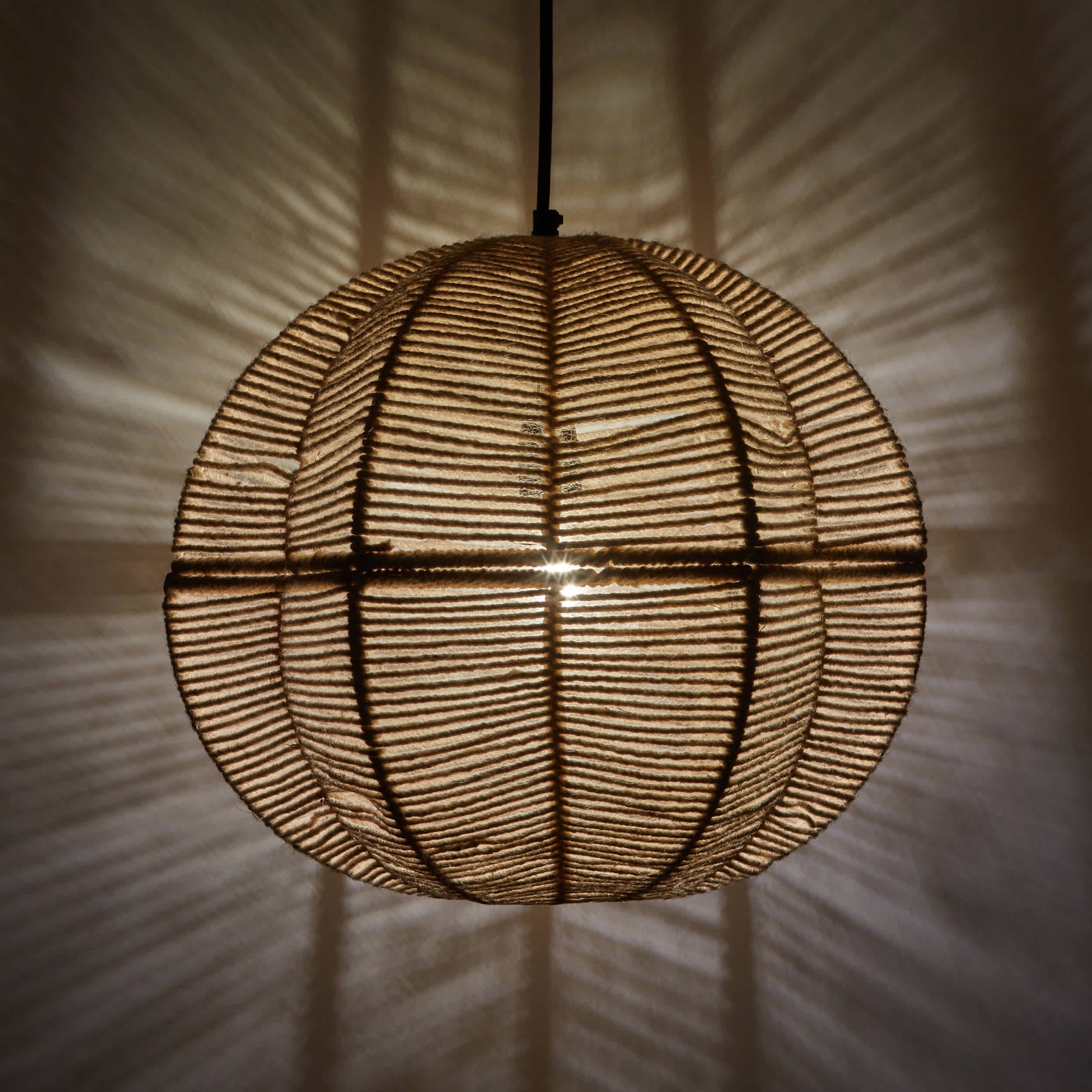 Ivory/Black-