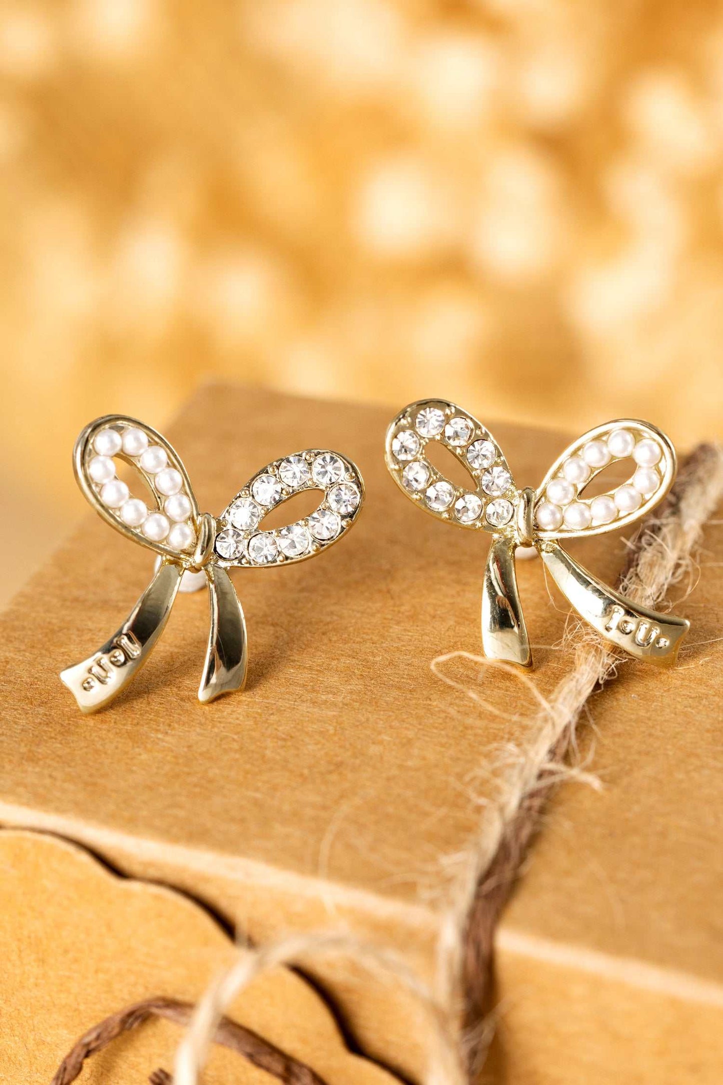 Winter Rhinestone Pearl Bow Earrings - Gold / ONE