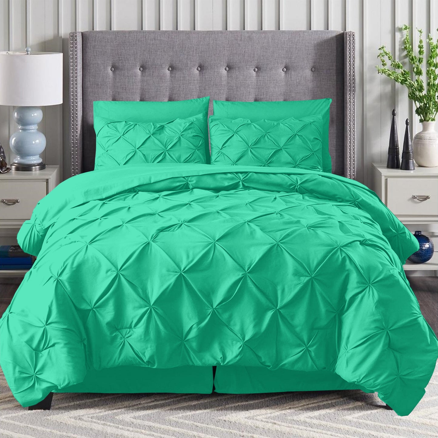 Elegant Comfort 8-Piece Pintuck Pinch Pleated Comforter Set - Includes 4-Piece Sheet Set with Double Sided Storage Pockets