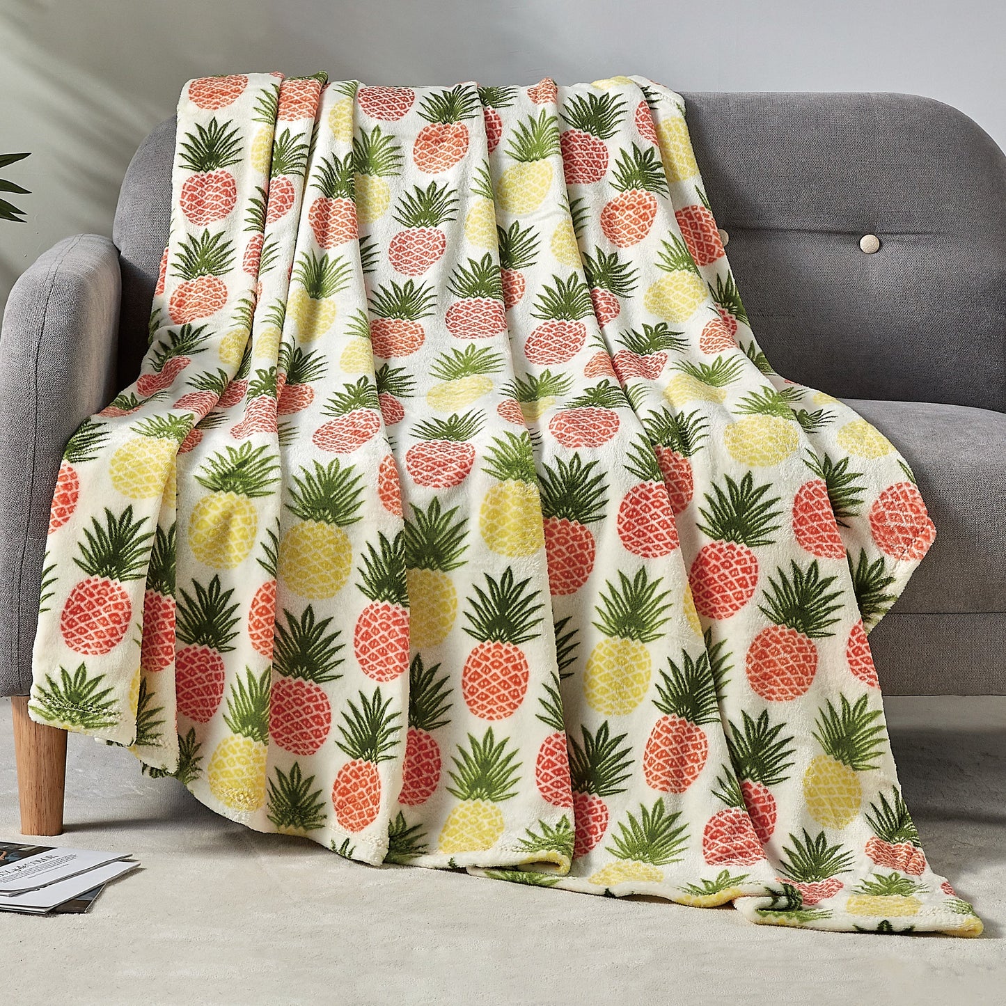 Elegant Comfort 50" x 70" Decorative Flannel Fleece Throw Blanket