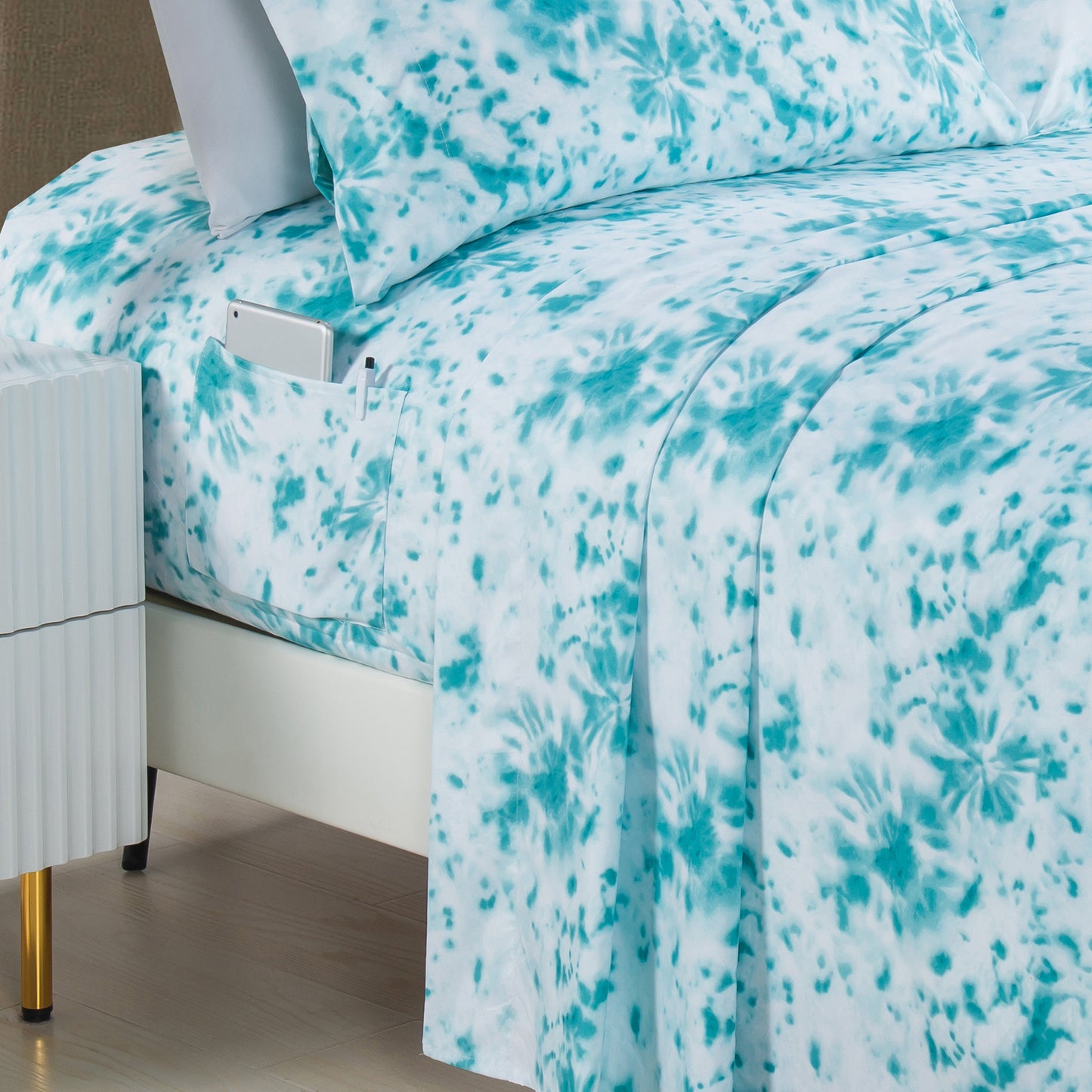 Elegant Comfort 6-Piece Colorful Tie Dye Pattern Sheet Set - Soft as a Hotel Premium Quality Bedding