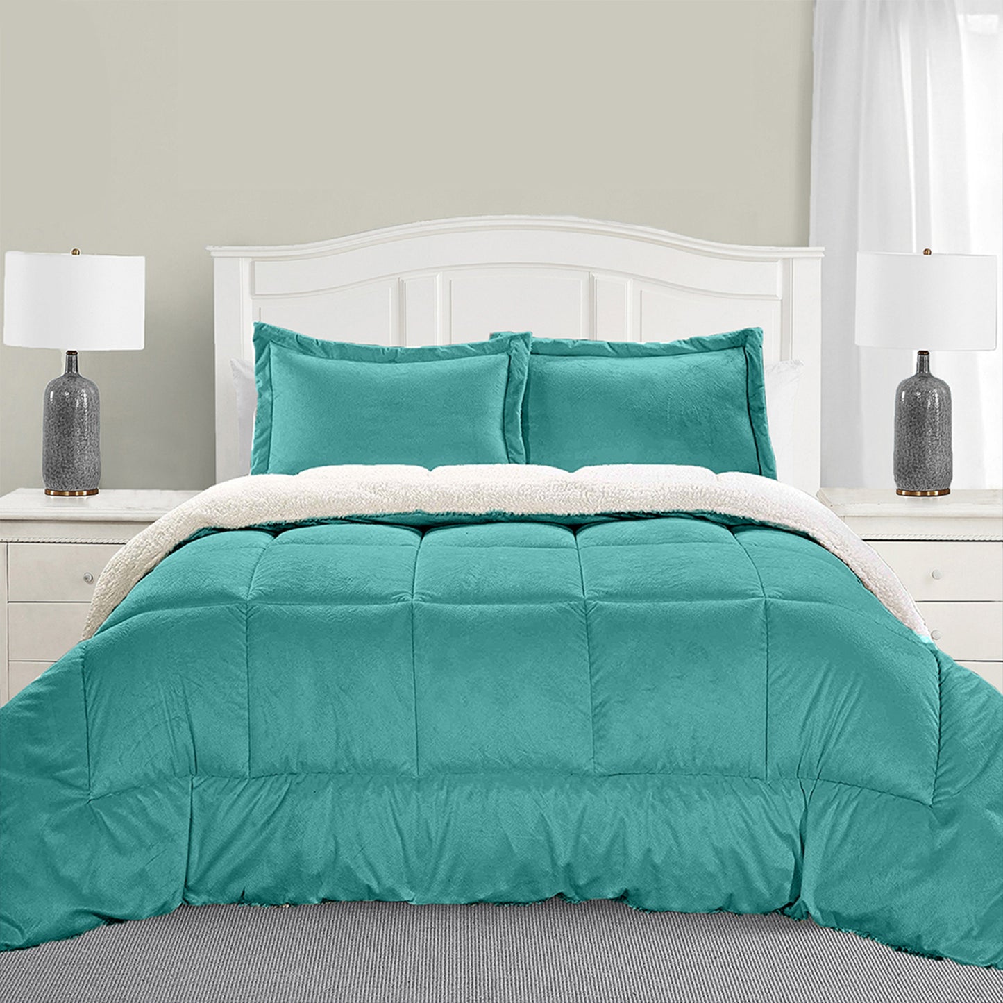 Elegant Comfort 3-Piece Micro-Suede Reversible Sherpa - Solid Color Design Comforter Set