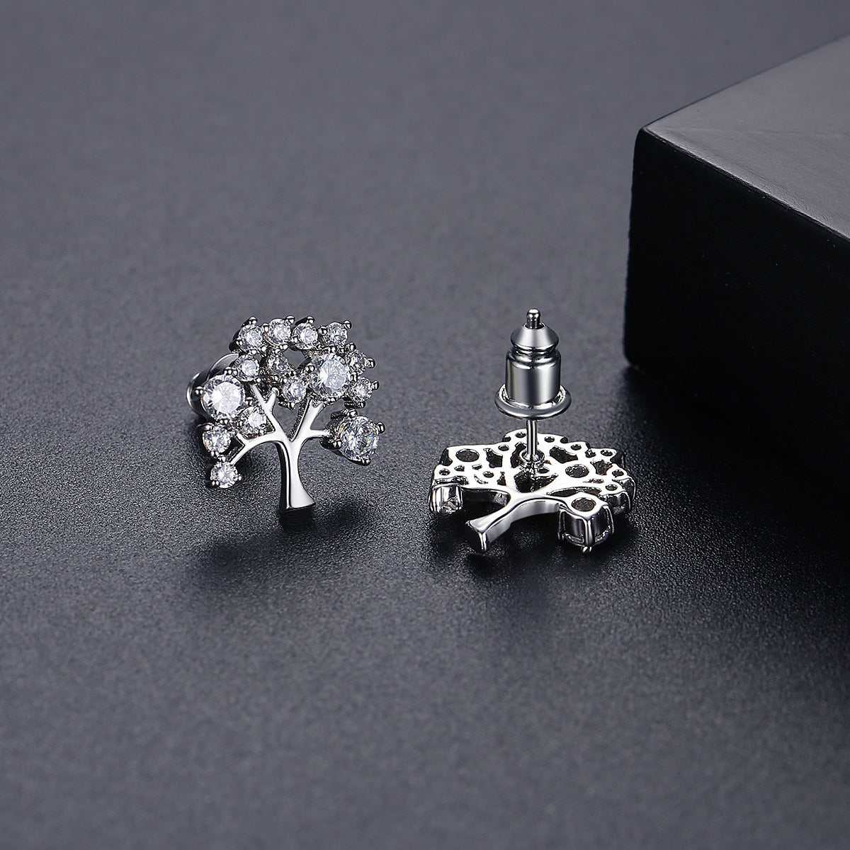 Metallic-