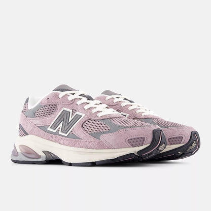 New Balance Mens 2010 Ice Wine Castlerock
