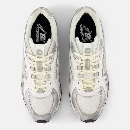 New Balance Mens 204L Silver Metallic Sage Green