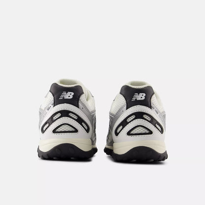 New Balance Mens 204L Silver Metallic Black