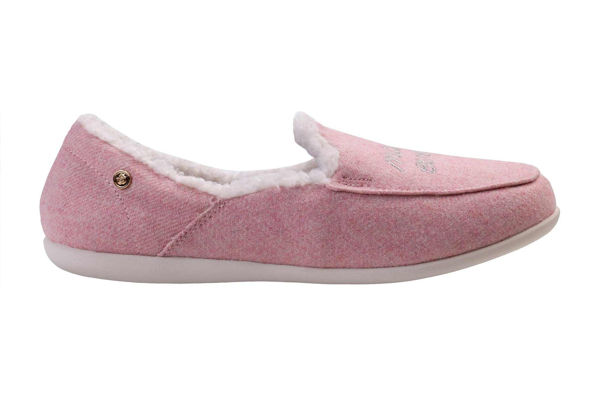 Pink-